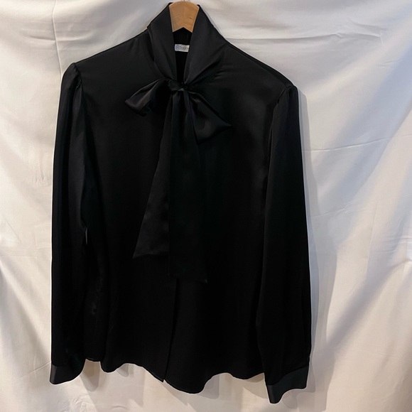 NWOT LilySilk Bow-tie Neck 100% Silk Charmeuse Black 22MM Mulberry Size XL - Picture 2 of 8